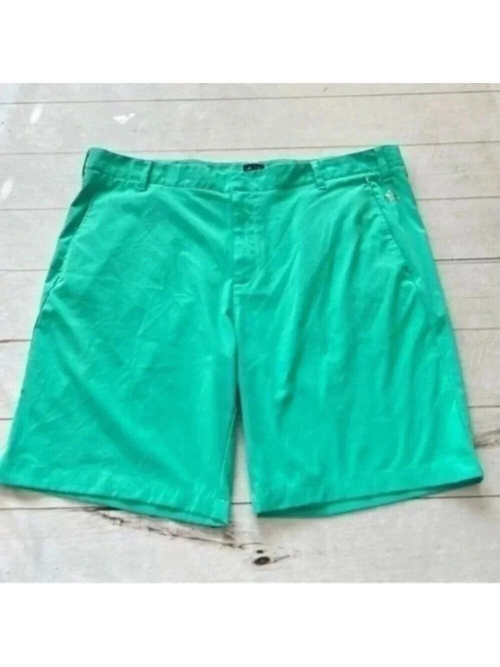 Adidas Men’s Size 40 pocket shorts